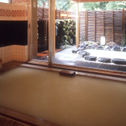 さらにゆったりと楽しむ「お湯処初音」