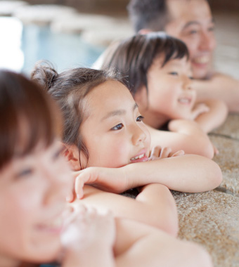 貸し切り露天風呂でプライベート時間を満喫