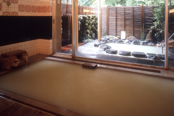 内湯（男性用）