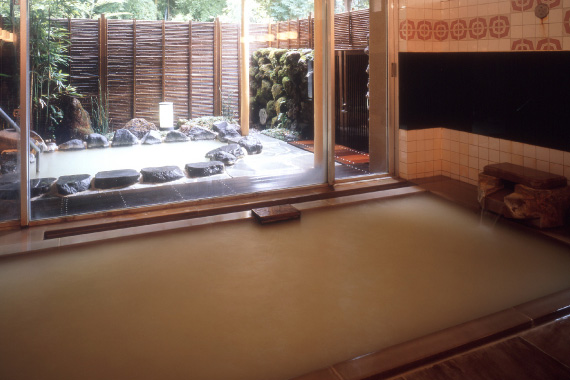 内湯（女性用）